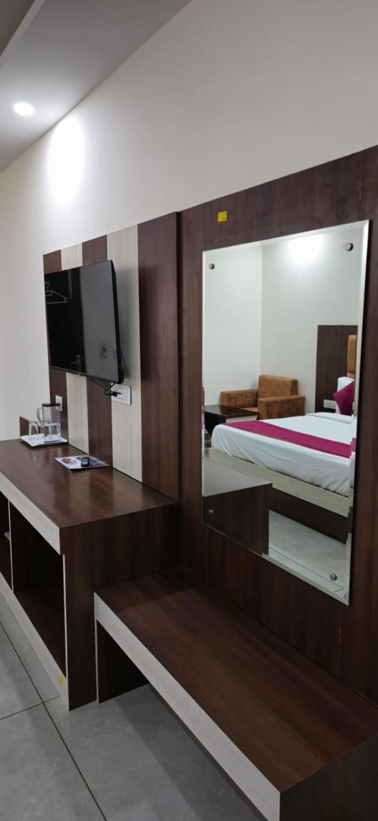 Hotel Satya Residency Katra  Esterno foto