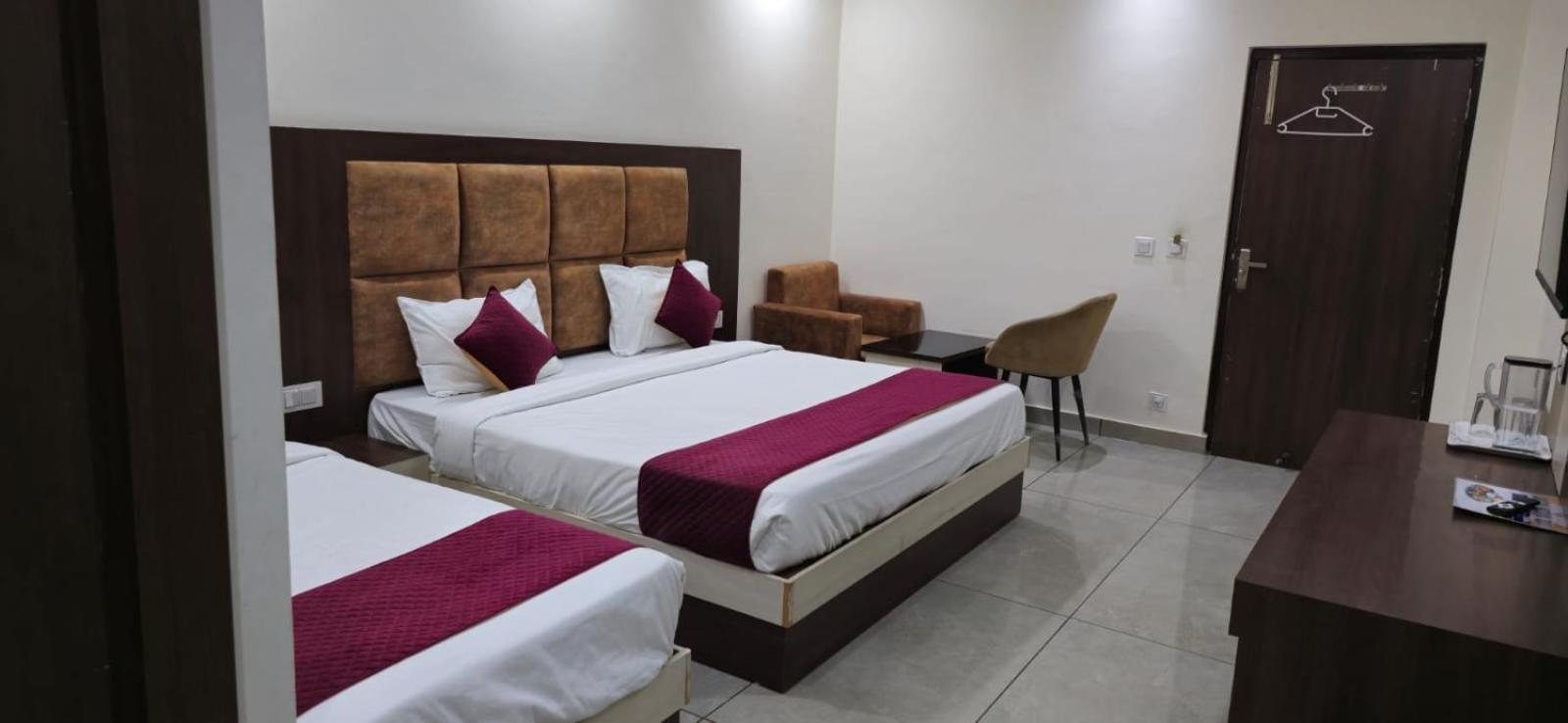 Hotel Satya Residency Katra  Esterno foto