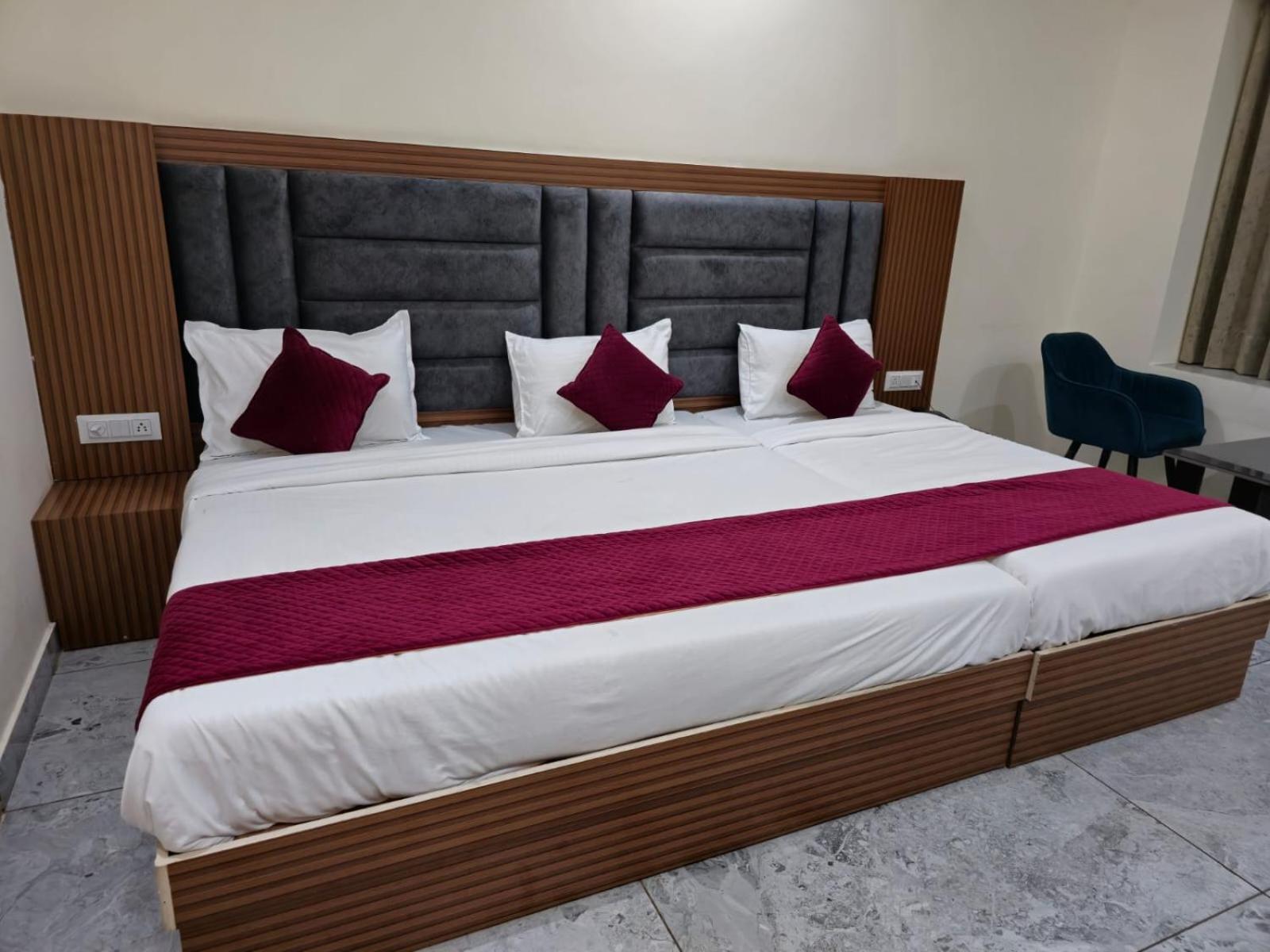 Hotel Satya Residency Katra  Esterno foto