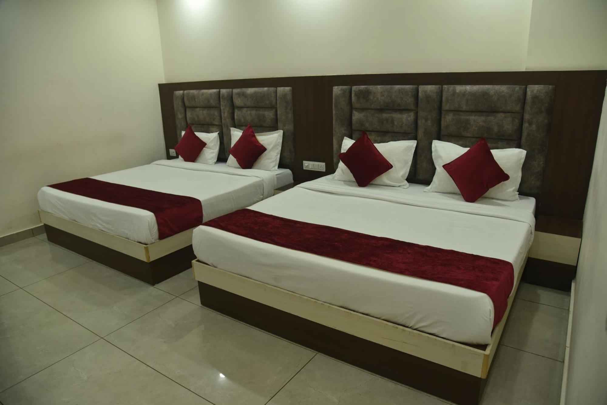 Hotel Satya Residency Katra  Esterno foto