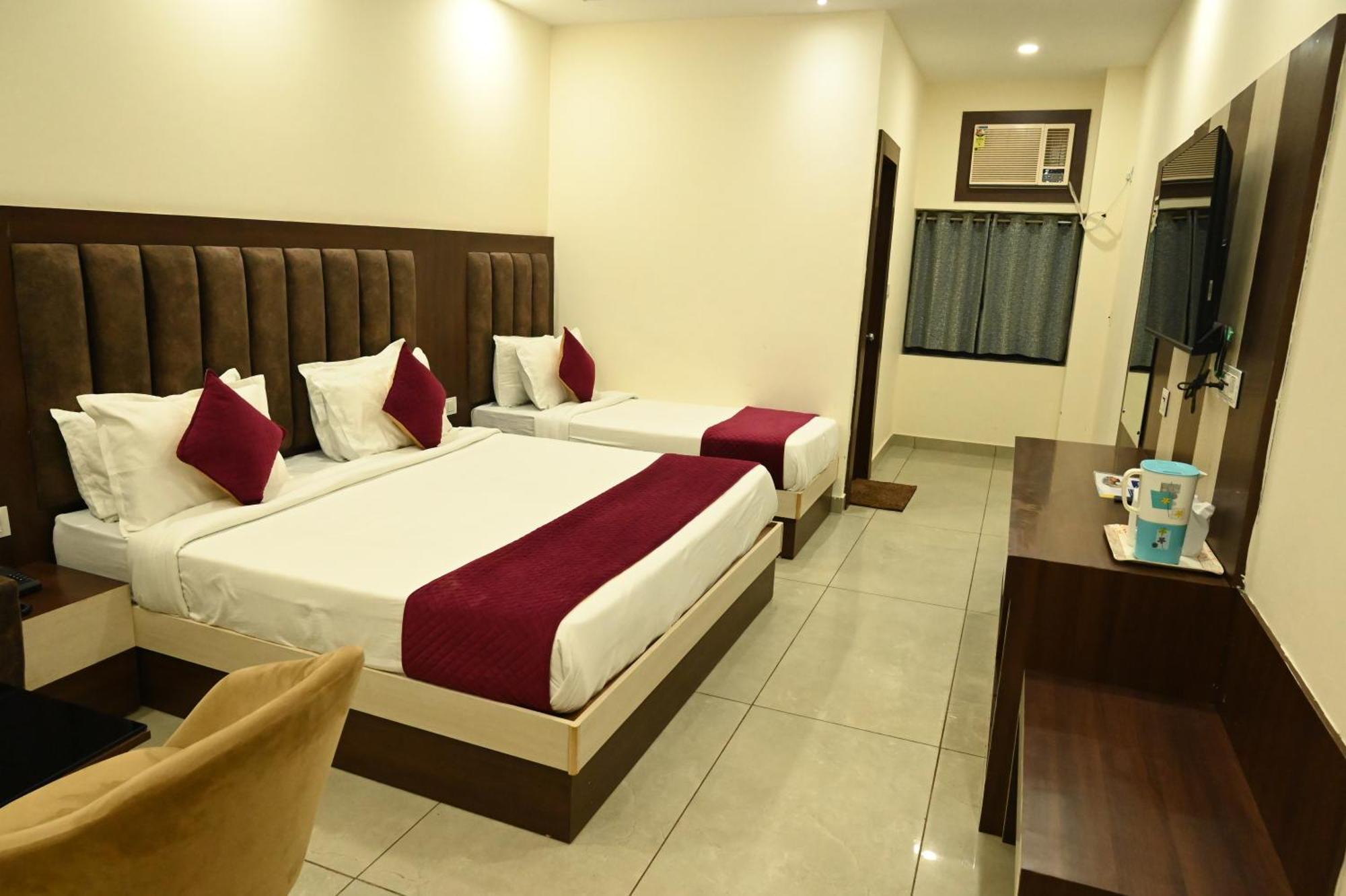 Hotel Satya Residency Katra  Esterno foto
